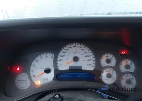 2003 Chevrolet Avalanche 1500 из США, поврежденный, VIN 3GNEK13T33G255115